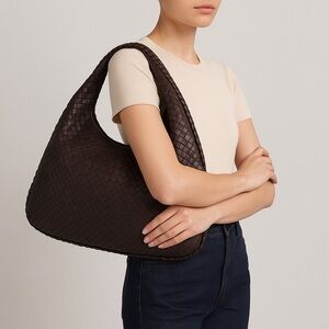 Bottega Veneta Large Veneta Intrecciato Nappa Hobo (2012-2014)